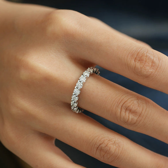 Wholesale Women's S925 Sterling Silver Geometric Round Moissanite Ring With Seiko Design