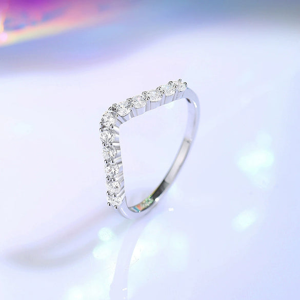 Wholesale Women's S925 Sterling Silver Geometric Vshaped Diamond Ring Jewelry Simple Stacked Design