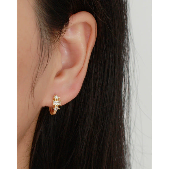Wholesale Women's S925 Sterling Silver Geometric Zircon Earrings With Electroplating