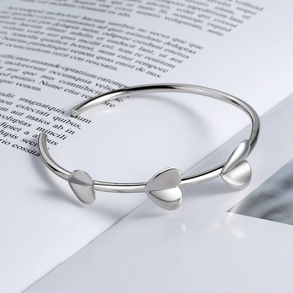 Wholesale Women's S925 Sterling Silver Heart Shape Geometric Open Bracelet Jewelry With Electroplating