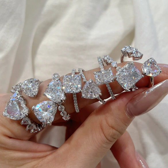 Wholesale Women's S925 Sterling Silver Heartshaped Light Luxury Geometric Electroplated Ring With High Carbon Diamond
