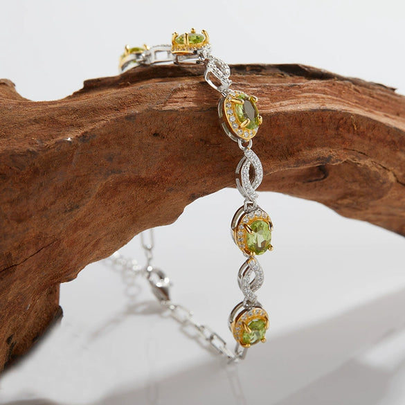 Wholesale Women's S925 Sterling Silver Inlaid Natural Garnet Peridot Electroplated Light Luxury Bracelet
