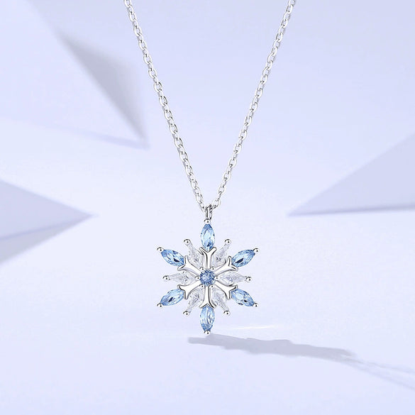 Wholesale Women's S925 Sterling Silver Inlaid Zircon Snowflake Pendant Cross Chain Necklace With Advanced Sense