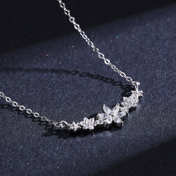 Wholesale Women's S925 Sterling Silver Light Luxury Flower Cross Chain Necklace With Seiko Design