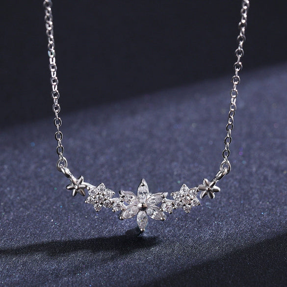 Wholesale Women's S925 Sterling Silver Light Luxury Flower Cross Chain Necklace With Seiko Design
