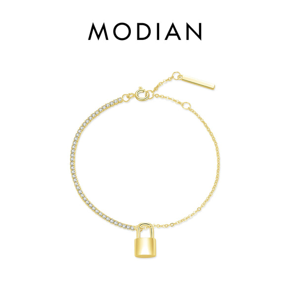 Wholesale Women's S925 Sterling Silver Light Luxury Rectangular Tail Bracelet With Metal Lock And Electroplating Design