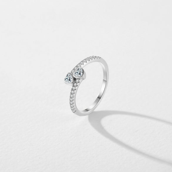 Wholesale Women's S925 Sterling Silver Microinlaid Zircon Heart Love Ring Sweet Simple Design