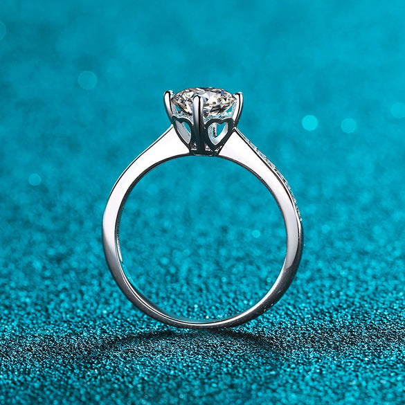 Wholesale Women's S925 Sterling Silver Moissanite Ring With Geometric Design And Electroplating Treatment
