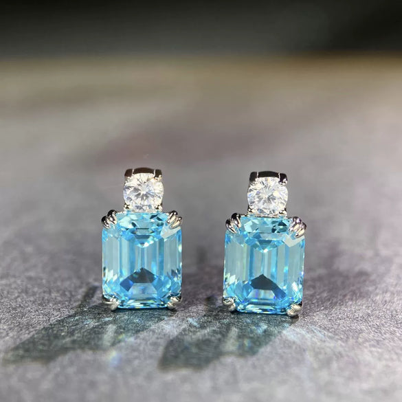 Wholesale Women's S925 Sterling Silver Necklace With Aquamarine Zircon And High Carbon Diamond Geometric Style Emerald Cut Pendant Ochain Electroplated