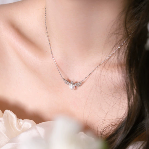 Wholesale Women's S925 Sterling Silver Necklace With Crown Wings Design And Zircon Inlaid Electroplated