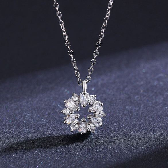 Wholesale Women's S925 Sterling Silver Necklace With Flower Pattern And Cross Chain Seiko Crafted