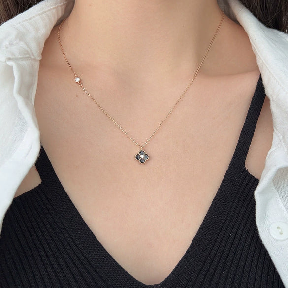 Wholesale Women's S925 Sterling Silver Necklace With Mixed Gemstone Inlay Four Leaf Clover Pendant Electroplated Cross Chain Style