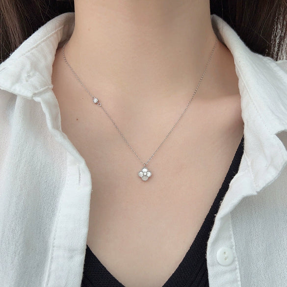 Wholesale Women's S925 Sterling Silver Necklace With Mixed Gemstone Inlay Four Leaf Clover Pendant Electroplated Cross Chain Style