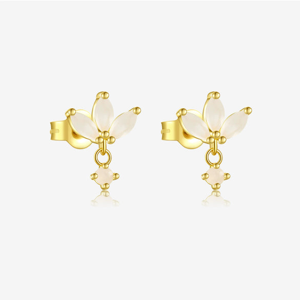 Wholesale Women's S925 Sterling Silver Pearl Flower Earrings With Baking Paint And Platinum Or 18K Gold Electroplating