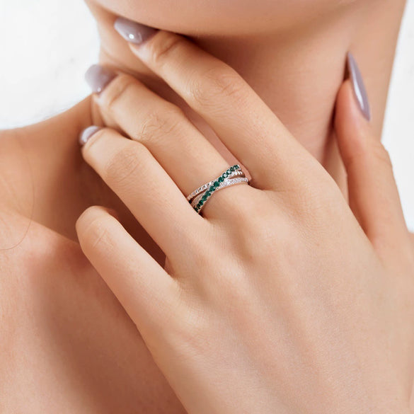 Wholesale Women's S925 Sterling Silver Ring And Bracelet With Mobius Geometric Design And Diamond Zircon Inlaid Light Luxury Style Electroplated