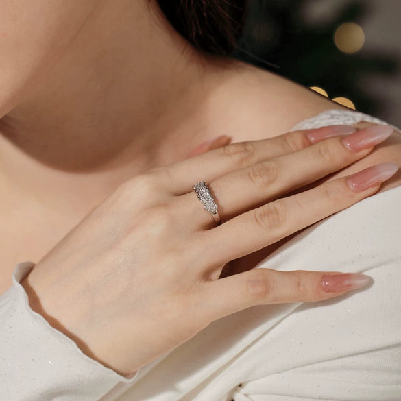 Wholesale Women's S925 Sterling Silver Ring Geometric Design Electroplated Full Diamond Inlay