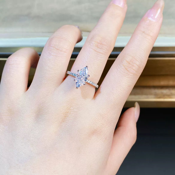 Wholesale Women's S925 Sterling Silver Ring With Geometric Style Rhombus Pattern Ice Flower Cut And High Carbon Diamond