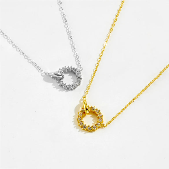 Wholesale Women's S925 Sterling Silver Ringlink Necklace With Geometric Design And Electroplating In Platinum Or 18K Gold