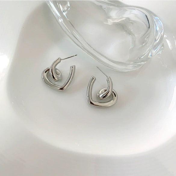 Wholesale Women's S925 Sterling Silver Rotating Love Geometric Earrings With Electroplating Design
