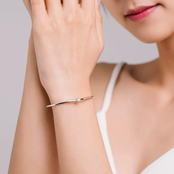 Wholesale Women's S925 Sterling Silver Simple Gloss Opening Adjustable Bracelet With Geometric Pattern Seiko Design