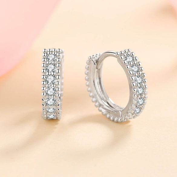 Wholesale Women's 925 Silver Geometric Inlaid Moissanite Earrings With Electroplating