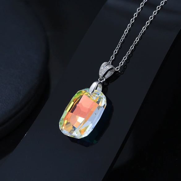 Wholesale Women's Silver Geometric Light Luxury Necklace With Electroplating Treatment
