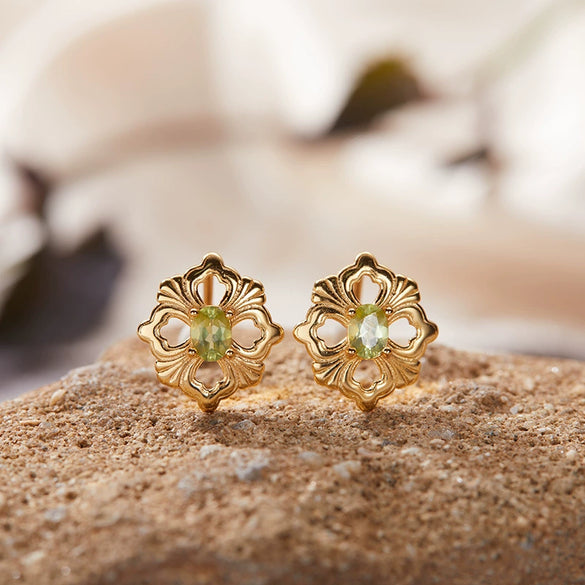 Wholesale Women's Silver Geometric Wiredrawing Earrings Set With Gems