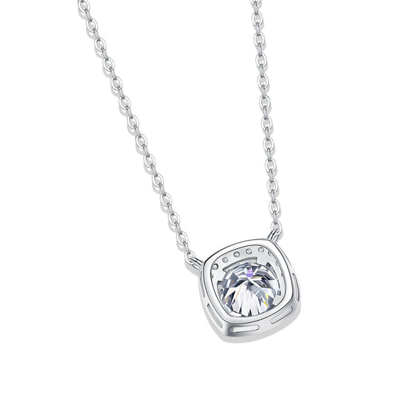 Wholesale Women's Silver 925 Moissanite Inlay Geometric Sweet Style Pendant Necklace With O Word Chain