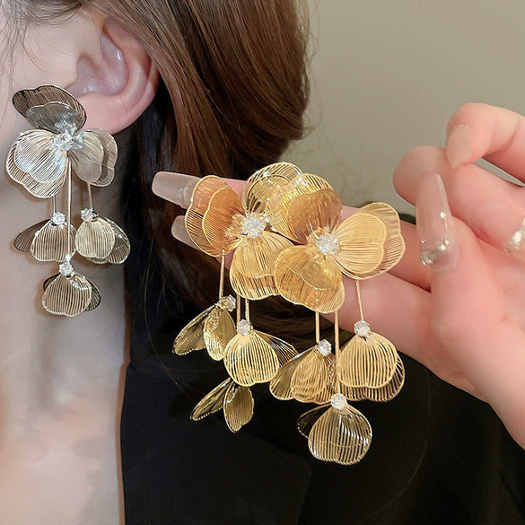 Wholesale Women's Silver Needle Hollow Flower Tassel Earrings With Real Gold Electroplating Zircon Star Pattern