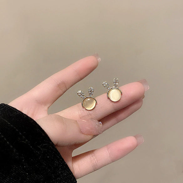 Wholesale Women's 925 Silver Needle Retro Cat's Eye Geometric Earrings With Electroplating Treatment