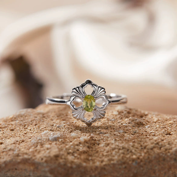 Wholesale Women's Silver 925 Sterling Geometric Style Ring Set With Gems