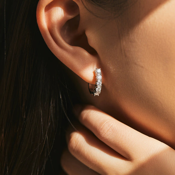 Wholesale Women's 925 Silver U Shape Fan Ear Ring With Mosan Diamond Elegant Design