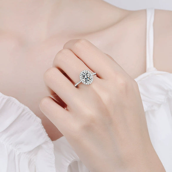 Wholesale Women's 925 Silver Ushaped Moissanite Ring Electroplated Simple Geometric Style
