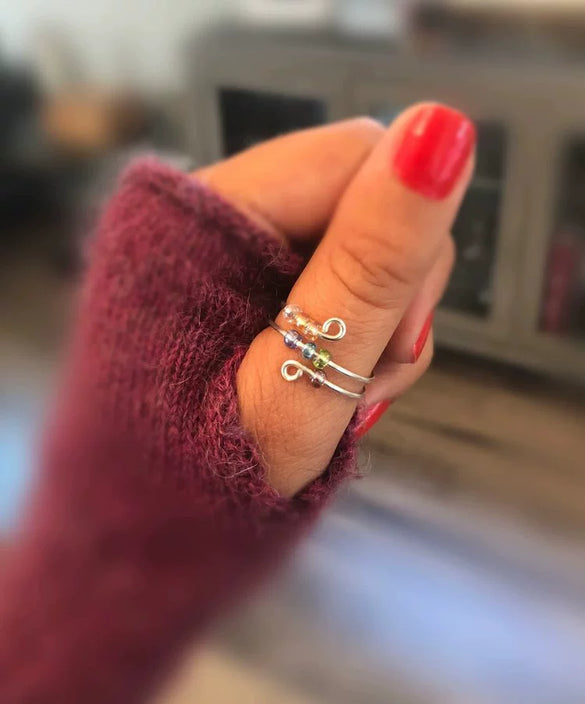 Wholesale Women's Silver Worry Ring With Geometric Pattern And Electroplating Treatment