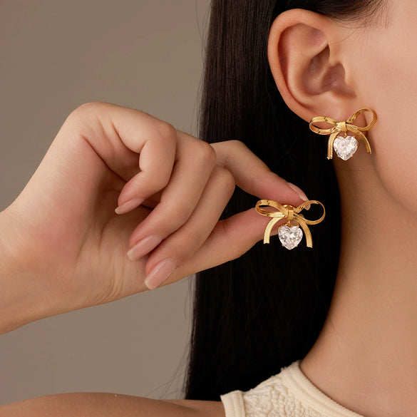 Wholesale Women's Simple Bow Titanium Steel Electroplated Diamond Earrings