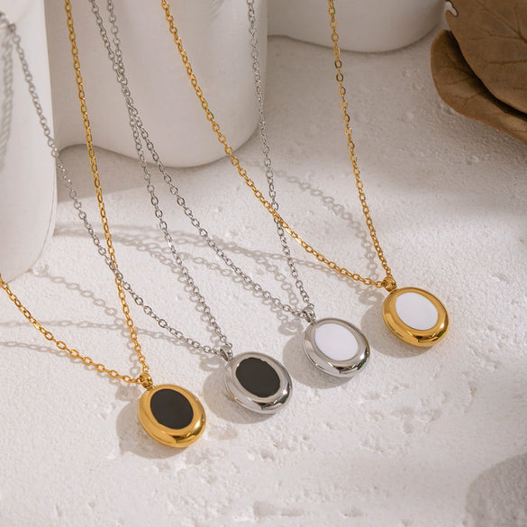 Wholesale Women's Simple Classic Geometric Black Gold Oil Drop Round Stainless Steel Necklace With O Word Chain Pvd Furnace Vacuum Real Gold Plating