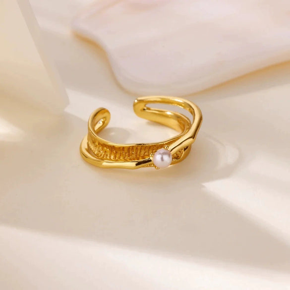 Wholesale Women's Simple Compact Pearl Open Ring Copper Zircon Gold Plated