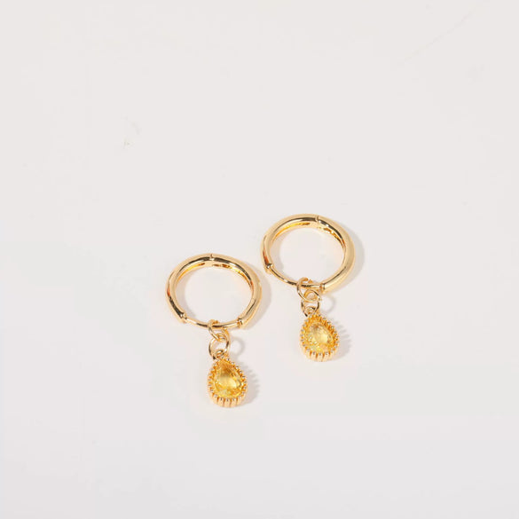 Wholesale Women's Simple Dropshaped Diamond Design Copper And Stainless Steel Earrings