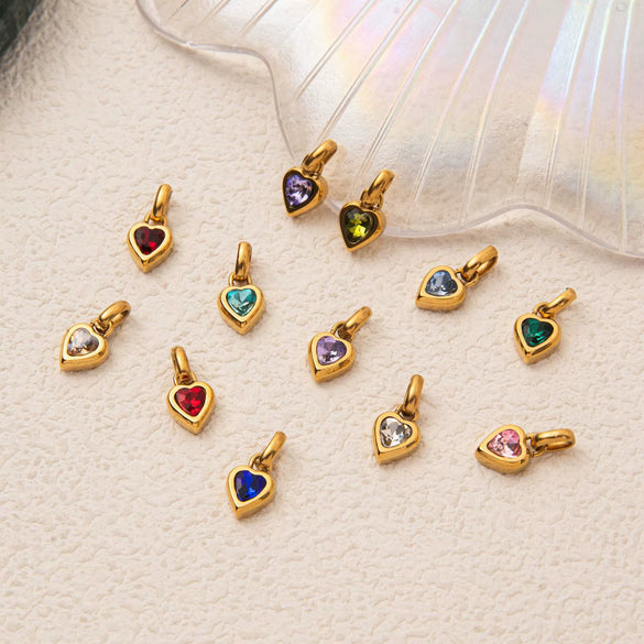 Wholesale Women's Simple Electroplated Stainless Steel Heart Shape Mixed Gemstone Setting Pendant Necklace