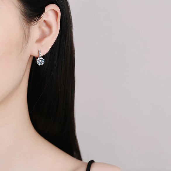Wholesale Women's Simple Elegant S925 Sterling Silver Moissanite Earrings With Geometric Design And Electroplating