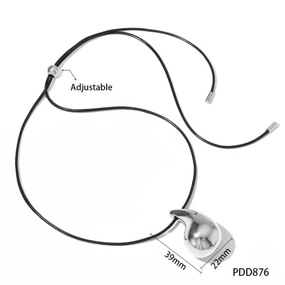 Wholesale Women's Simple Fashion Exaggerated Hollow Five Pointed Star And Heart Pendant Necklace With Wax Rope Chain Made Of Stainless Steel With Electroplating Treatment