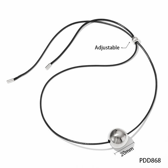 Wholesale Women's Simple Fashion Exaggerated Hollow Five Pointed Star And Heart Pendant Necklace With Wax Rope Chain Made Of Stainless Steel With Electroplating Treatment