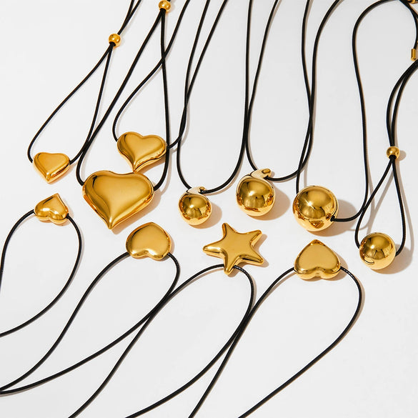 Wholesale Women's Simple Fashion Exaggerated Hollow Five Pointed Star And Heart Pendant Necklace With Wax Rope Chain Made Of Stainless Steel With Electroplating Treatment