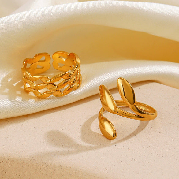 Wholesale Women's Simple Fashion Stainless Steel Leaf Opening Ring With 18K Gold Plated Electroplating In Plant Flowers Style