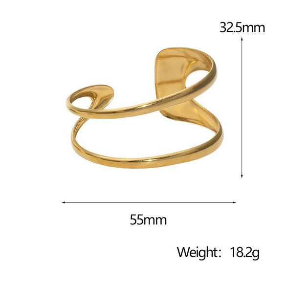 Wholesale Women's Simple Fashionable Stainless Steel Bracelets 18K Gold Plated Electroplated