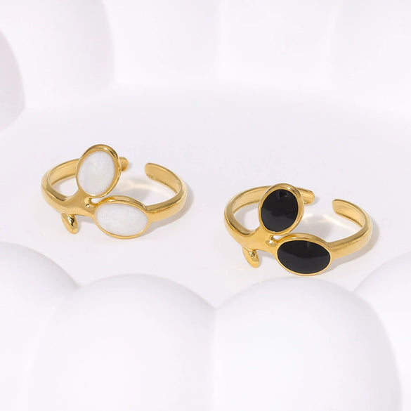 Wholesale Women's Simple Flower Patterned Stainless Steel Open Rings With Oil Dropped Gold Electroplating