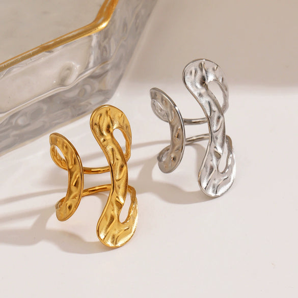 Wholesale Women's Simple Geometric Asymmetrical Hammer Pattern Ring Stainless Steel Real Gold Electroplated
