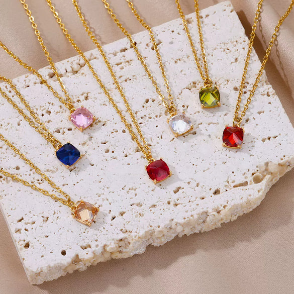 Wholesale Women's Simple Geometric Copper Necklace With Microinlaid Color Zircon And Electroplating