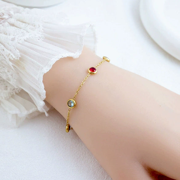 Wholesale Women's Simple Geometric Crystal Zircon Titanium Steel Electroplated Bracelet