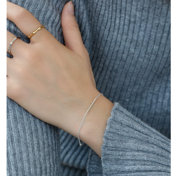 Wholesale Women's Simple Geometric Gold Plated Copper Diamond Encrusted Bracelet Jewelry
